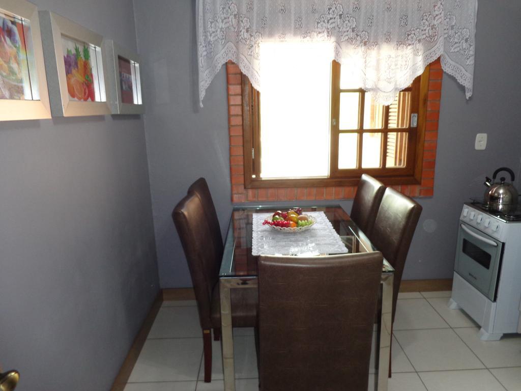 Residencial Quatro Estacoes Appartement Canela Kamer foto